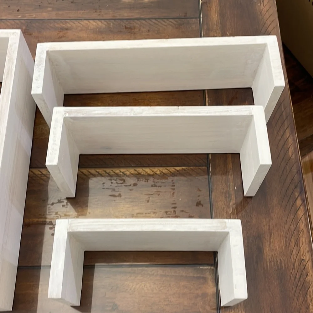 Decorative shelves